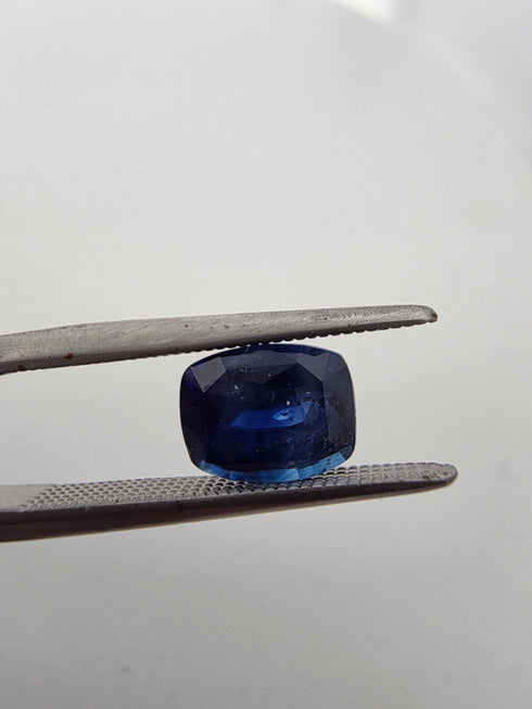JGSI Certified 2.01Cts Natural Ceylon Blue Sapphire (Heated)